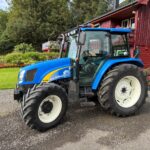 Trattore New Holland T5060 Lav timestand