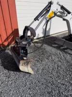 Miniescavatore Bobcat E10Z - immagine 4