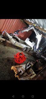 Miniescavatore Bobcat E27 con rotore basculante e pinza - immagine 2