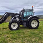 Trattore Valtra N124