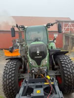 Trattore FENDT 724 - immagine 3